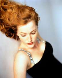 gillian-anderson-for-tv-guide-1996-2.jpg