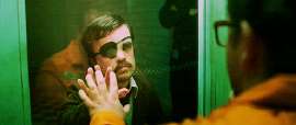 penelope-middle-finger.gif