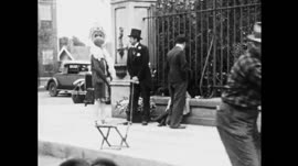 Charlie Chaplin Directs City Lights-(720p24)(1).mp4