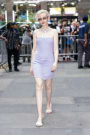julia-garner-out-and-about-in-new-york-city-08-05-2025-0.jpg.6af7dadffee279506886b33b12584fdb.jpg