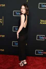 Kaitlyn-Dever-Feet-8854196.jpg