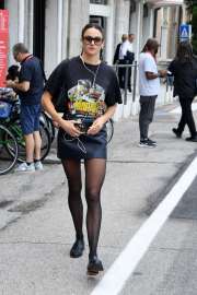 shailene-woodley-out-and-about-in-venice-italy-august-30-2025-0.jpg