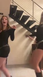 Freya Allan ››  Фрейя Аллан - Видео из «Instagram» Элси 13.01.24.mp4
