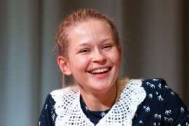 1200px-YuliyaPeresild2016.jpg