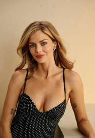 samara-weaving-at-a-portraits-studio-at-2025-tiff-in-toronto-september-2025-14.jpg