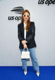 emma-roberts-attends-u.s.-open-finals-in-pinstripe-chic-nyc-2025-0.jpg