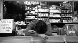 clerks-1200-1200-675-675-crop-000000.jpg