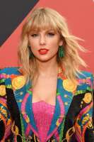 Taylor-Swift-at-2019-MTV-VMAs.jpg