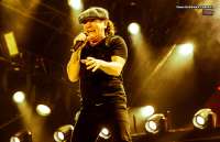 Brian-ACDC-IMG1587-3-Caserta-2.jpg