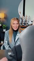 Здравствуйте, я на собеседование А что вы умеете Я наставник и коуч личностного роста Пошла на хуй.mp4