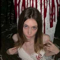 2210031586square.jpg