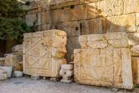 it-s-ancient-ruins-of-baalbek-lebanon-700-215837202.jpg