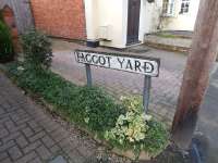 FaggotYardsign-geograph.org.uk-4389180.jpg