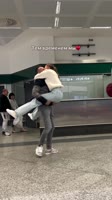 Признаюсь, мы оба не нормальные 😂🙈Как познакомились с итальянцем смотри актуальное «знакомство.mp4