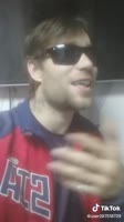 6899756252532870402.mp4