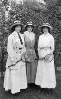 79c1a9146cf02911cc2c22fd36c2021f--edwardian-fashion-edwardi[...].jpg