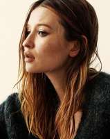 9139c84eb0a81ec6f1b6c9b619b58fa6emilybrowningfirstcrush.jpg
