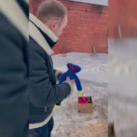 Подольчане начинают борьбу с игрушкой Хагги Вагги.mp4