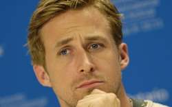 735-459-rajyn-gosling-i-charlijz-teron-v-rolite-na-pistorius-i.jpg