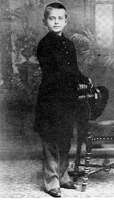200px-LeoTrotzki1888.jpg