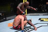 ljuis-nokautiroval-olejnika-v-glavnom-boju-ufc-fight-night-17415969546331095216744.jpg