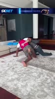 Альфредо перевёл Джона Джонса🔥 [VdqYDUMtwPw].mp4