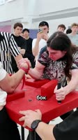 💪🏻ВИНТОВОЙ ПЕРЕЛОМ ЦЕНА ПОБЕДЫ АРМРЕСТЛИНГ💪🏻 #армрестлинг #тренировкарук #armwrestling [-TyhQCVuYOA].mp4