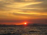 Вид на море у катка в Пасае.jpg