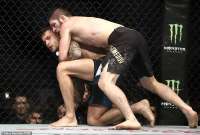 18199622-7439181-Khabibtookhistimetogetintothefightbutgrewinconfidenc-a-271567893291569.jpg