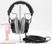 Beyerdynamic DT 990 Pro Review open back headphone.jpg