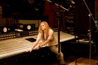 avril-lavigne-d-you-photoshoot-sep-2010-03.jpg