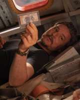 new-tlou-episode-six-stills-v0-futpn1kbf71f1115437.jpg