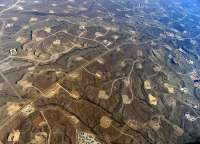 01 Нефтяные и газовые сланцевые скважин в Вайоминге.jpg