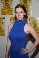 600full-betty-gilpin.jpg.9d0507f3b57186ad52fee9e5f71de7c5.jpg
