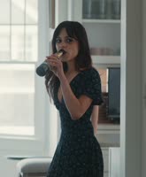 Ортега пьёт.webm