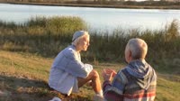 няша в лучах солнышка.webm