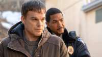 Dexter-new-bloodlecoindescritiquescine2.jpeg