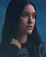 dnbusjuliajones800x1000.webp