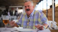 смех испанец громкий.webm