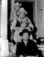 800px-Bonanzafullcast1962larger.jpg