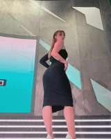 elegant-and-beautiful-v0-b22j2hc92hlb1.webp
