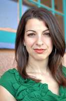 263px-AnitaSarkeesianheadshot.jpg