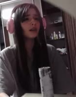 15862693882560.webm