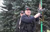 lukashenko-avtomat.jpg