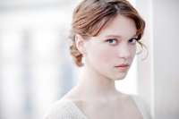 stunning-desktop-lea-seydoux-hd-wallpaper.jpg