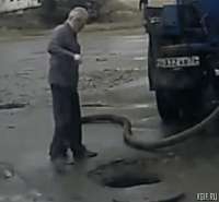 1611291729199667484.gif