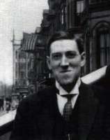 lovecAVTHoward-Phillips-Lovecraft6594.jpeg