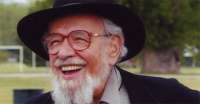 reb-zalman-laughing-outside.jpg