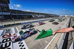 96-turner-motorsport-bmw-m4-gt.webp