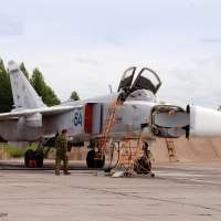Su-24M-na-stoyanke.-600x600.jpg